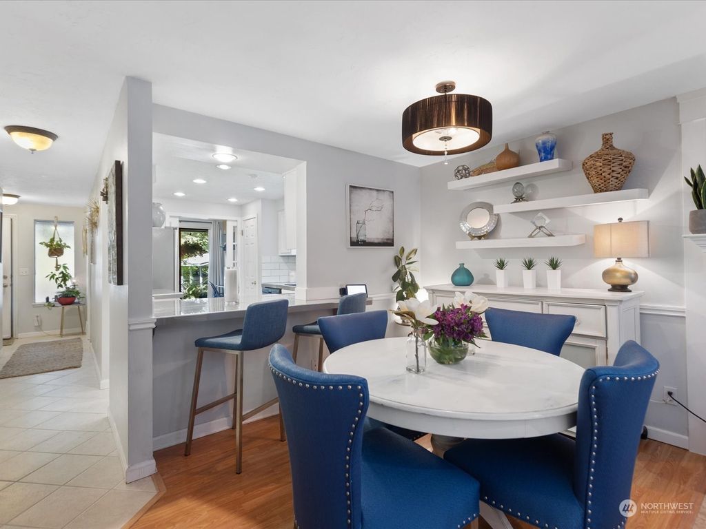 Photo of 16518 23rd Avenue SE #B1, Bothell, WA 98012 (MLS # 2235603)