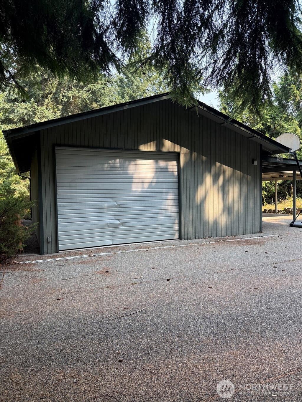 Photo of 9410 Waddell Creek Road SW, Olympia, WA 98512 (MLS # 2564727)
