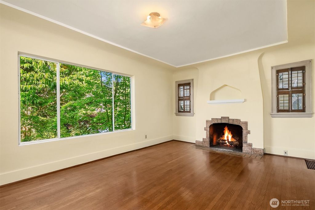 Photo of 1941 Boyer Avenue E, Seattle, WA 98112 (MLS # 2378436)