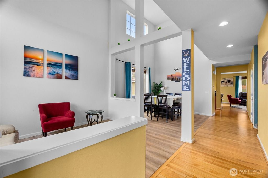 Photo of 2203 164th Avenue E, Lake Tapps, WA 98391 (MLS # 2501778)