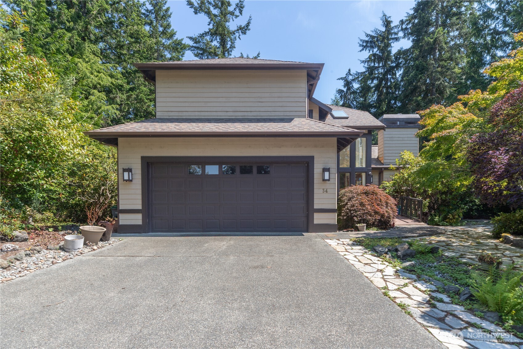 34 Dunbar Court