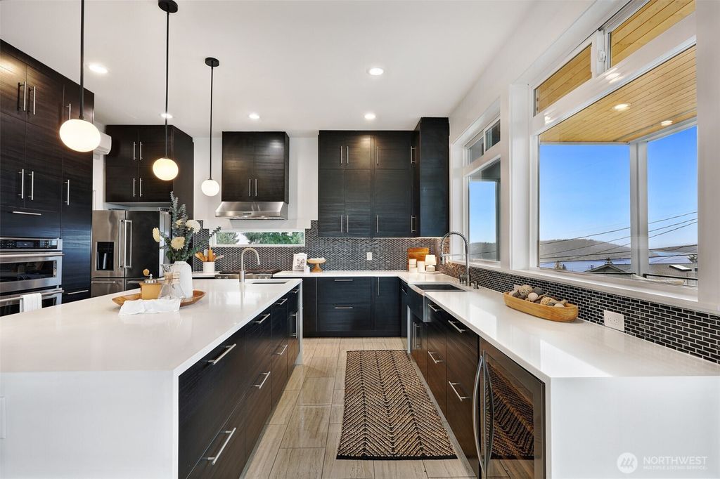 Photo of 11014 Cornell Avenue S, Seattle, WA 98178 (MLS # 2490600)