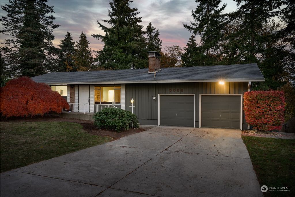 Photo of 5088 119th Avenue SE, Bellevue, WA 98006 (MLS # 2018555)