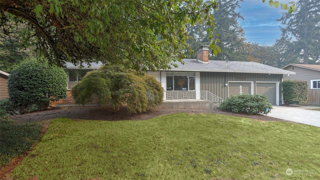 Photo of 5088 119th Avenue SE, Bellevue, WA 98006 (MLS # 2018555)