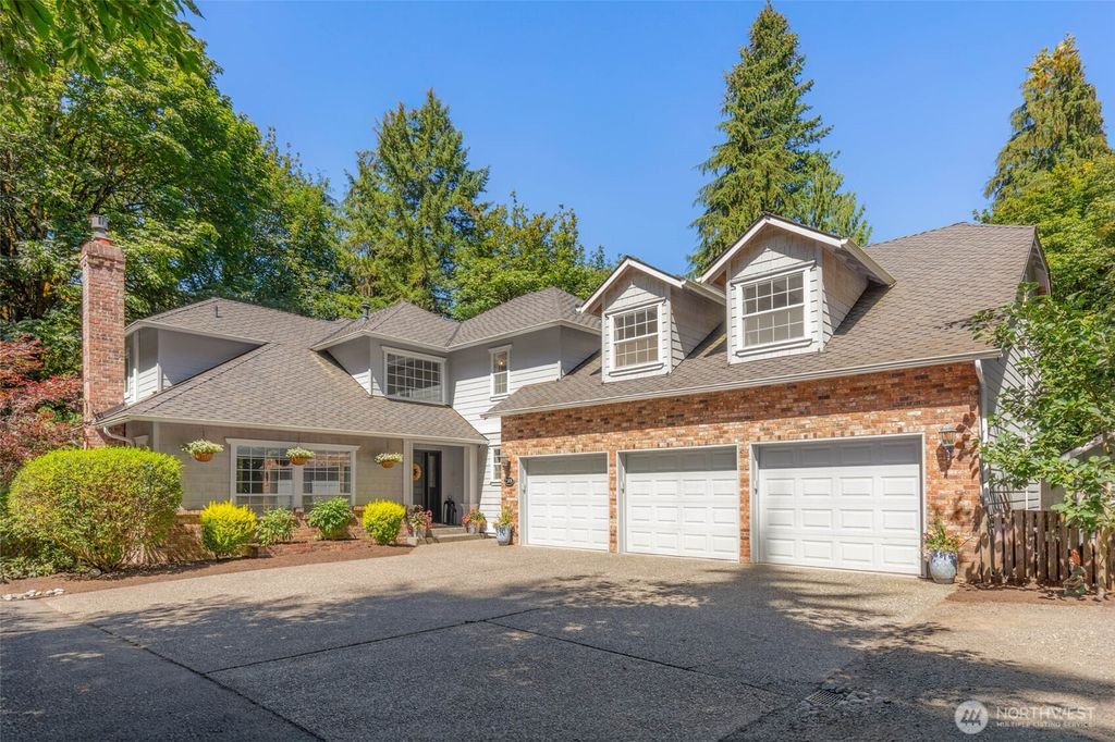 Photo of 21648 NE 165th Street, Woodinville, WA 98077 (MLS # 2412637)