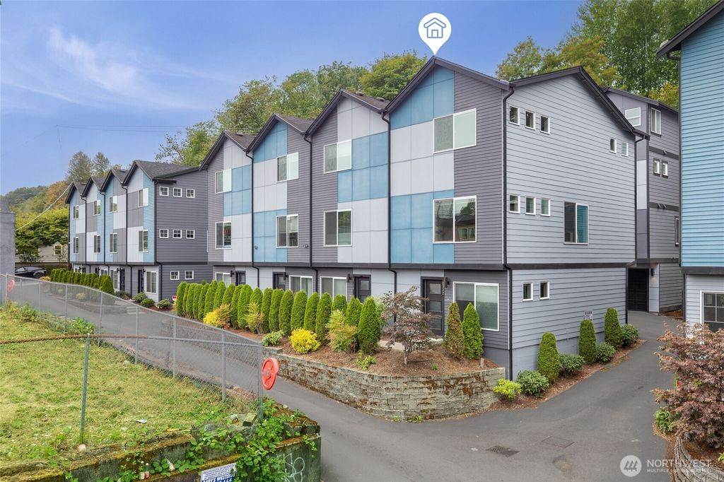 Photo of 2732 S Andover Street, Seattle, WA 98108 (MLS # 2472298)