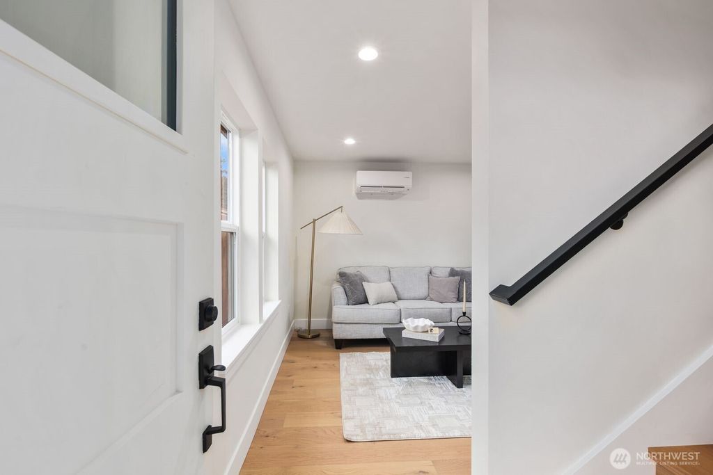 Photo of 3110 SW 97th Street, Seattle, WA 98126 (MLS # 2488575)