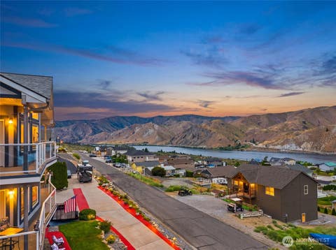 Photo of 380 Entiat Place, Orondo, WA 98843 (MLS # 2547294)