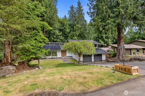 Photo of 3414 NE Quinault Drive, Bremerton, WA 98311 (MLS # 2540980)