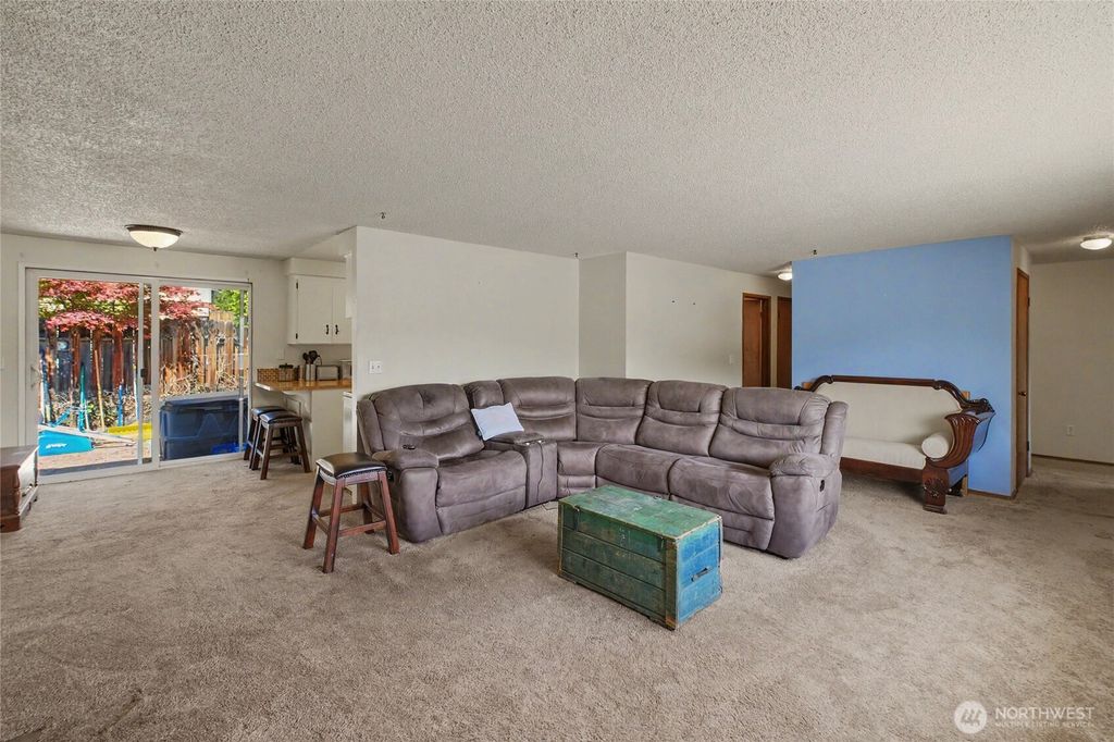 Photo of 1121 Jean St St SE, East Wenatchee, WA 98802 (MLS # 2513672)