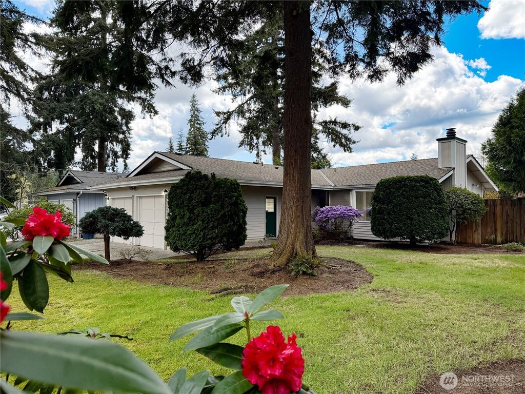 Photo of 11428 26th Drive SE, Everett, WA 98208 (MLS # 2506489)