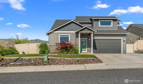 Photo of 284 S Nevada Avenue, East Wenatchee, WA 98802 (MLS # 2535663)