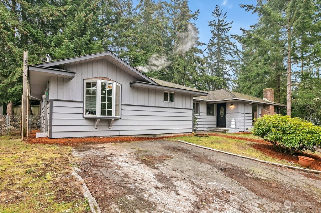 Photo of 20236 2nd Avenue S, Des Moines, WA 98198 (MLS # 2323649)