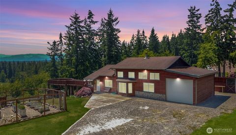 Photo of 3116 Harts Lake Road S, Roy, WA 98580 (MLS # 2491378)