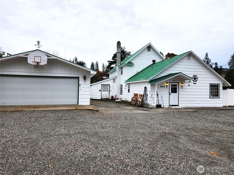 Photo of 124 W 9th St, Republic, WA 99166 (MLS # 2447059)