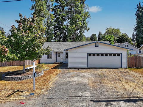 Photo of 3125 Oas Drive W, University Place, WA 98466 (MLS # 2571878)