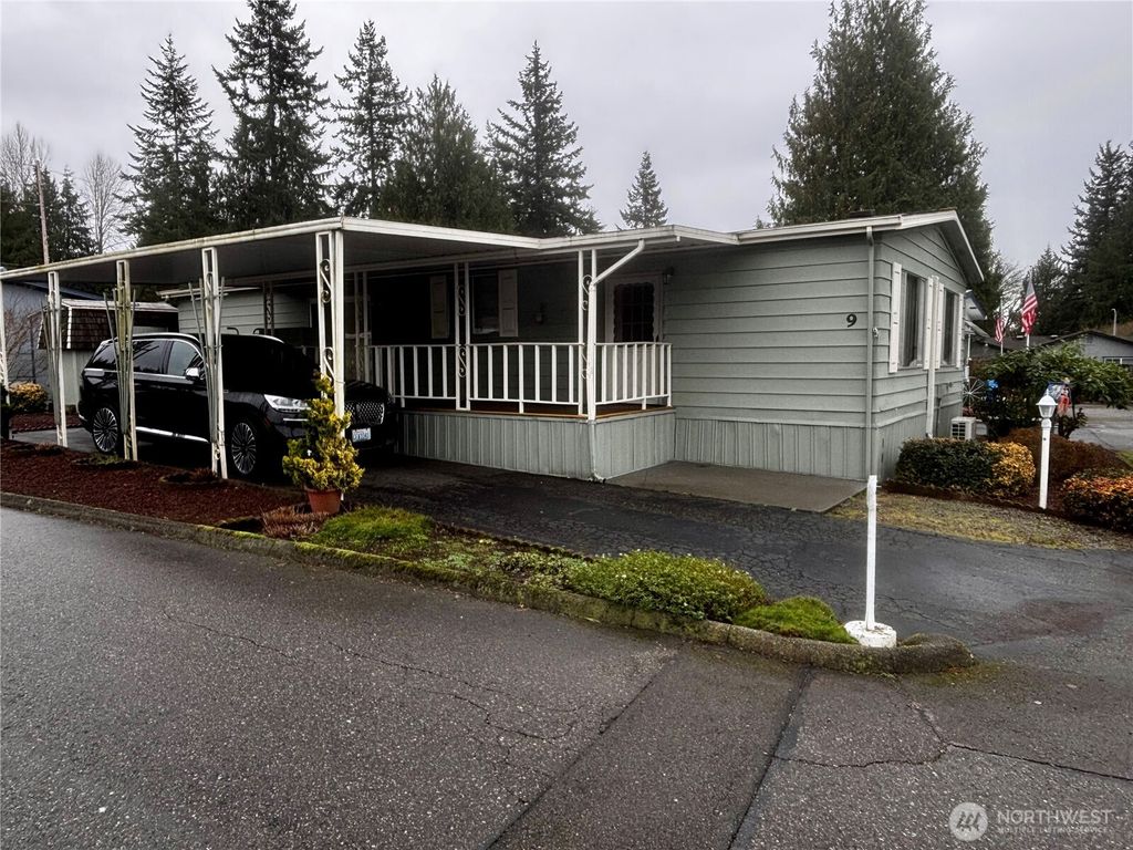 Photo of 1316 91st Avenue SE #9, Lake Stevens, WA 98258 (MLS # 2466764)
