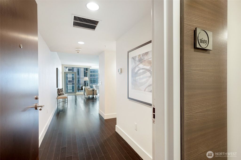 Photo of 820 Blanchard Street #1609, Seattle, WA 98121 (MLS # 2419656)