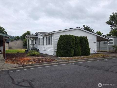 Photo of 412 Quail Lane, Longview, WA 98632 (MLS # 2556701)