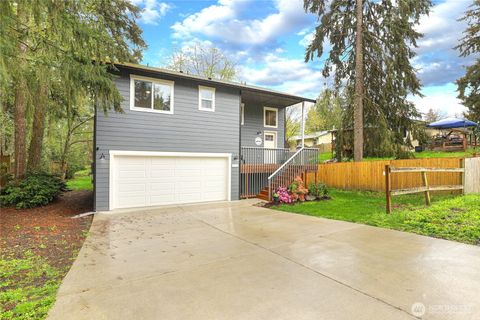 Photo of 7050 SE Kansas Street, Port Orchard, WA 98366 (MLS # 2506648)