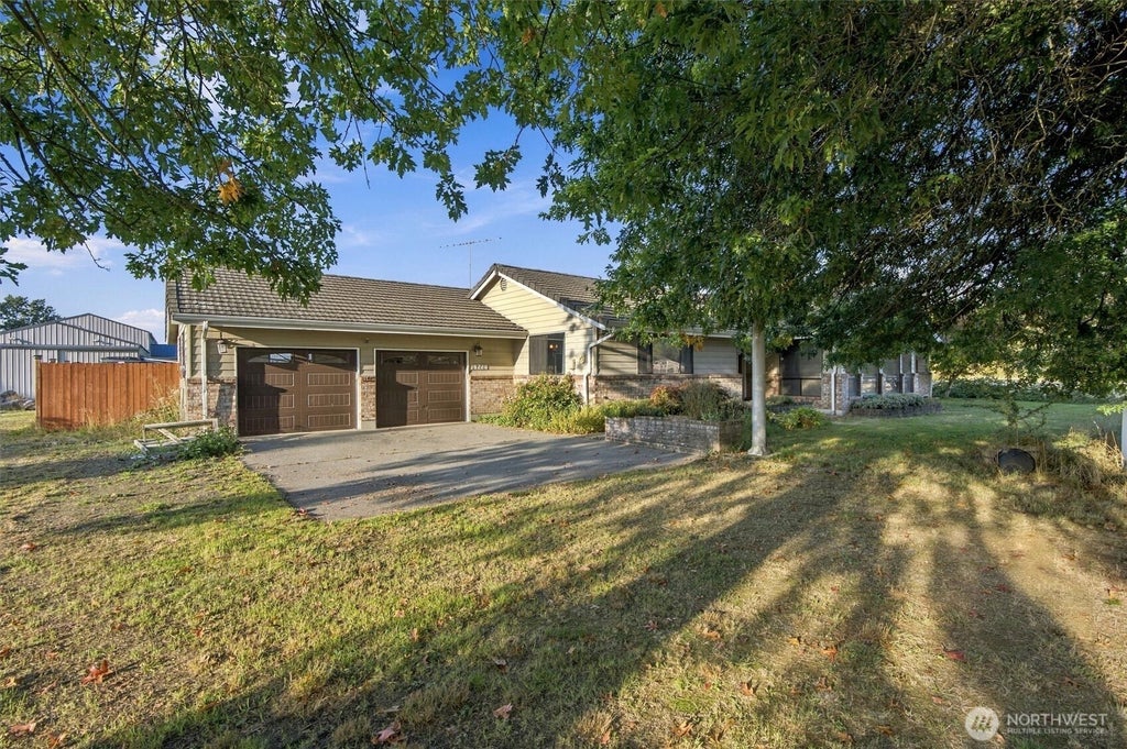 Photo of 18228 SE 394th Street, Auburn, WA 98092 (MLS # 2466887)