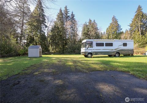 63 Lake Drive N Amanda Park WA 98526