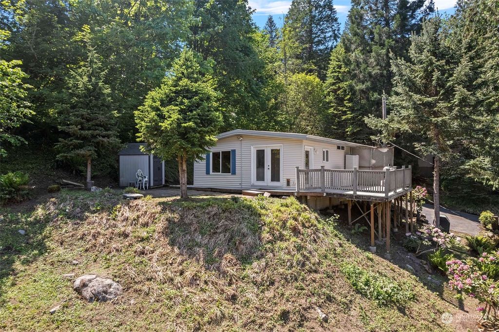 Photo of 5127 335th Lane SE, Fall City, WA 98024 (MLS # 2077427)