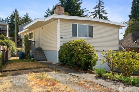 Photo of 6225 S Huson Street, Tacoma, WA 98409 (MLS # 2579985)