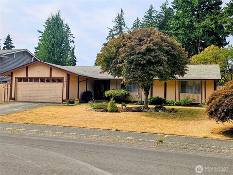 Photo of 14267 122nd Avenue NE, Kirkland, WA 98034 (MLS # 2573341)
