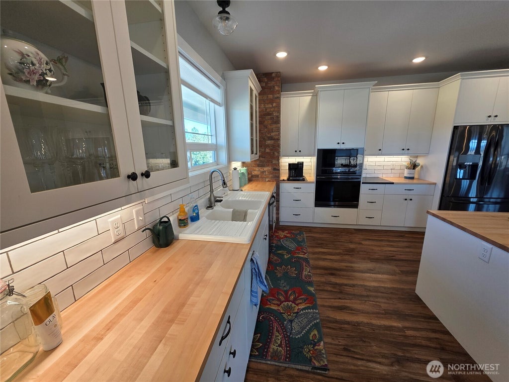 Photo of 1475 Havilla Road, Tonasket, WA 98855 (MLS # 2584643)