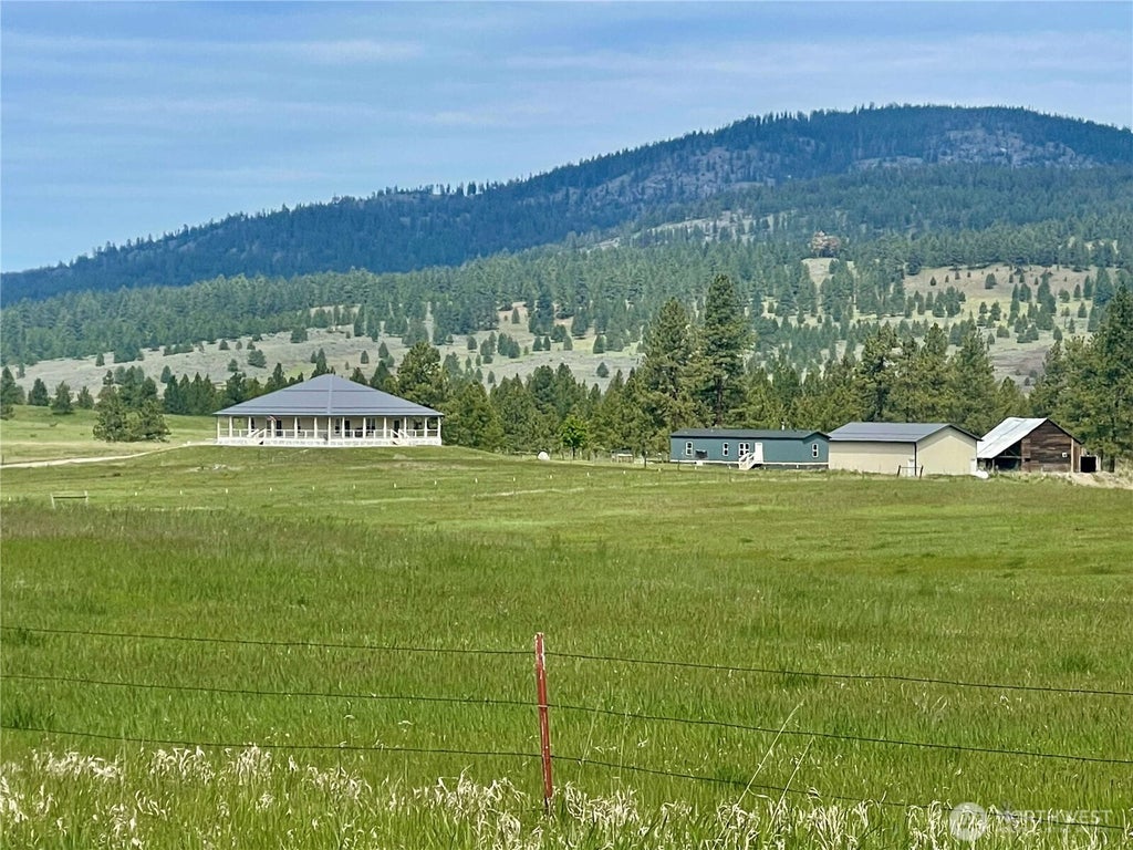 Photo of 1475 Havilla Road, Tonasket, WA 98855 (MLS # 2584643)