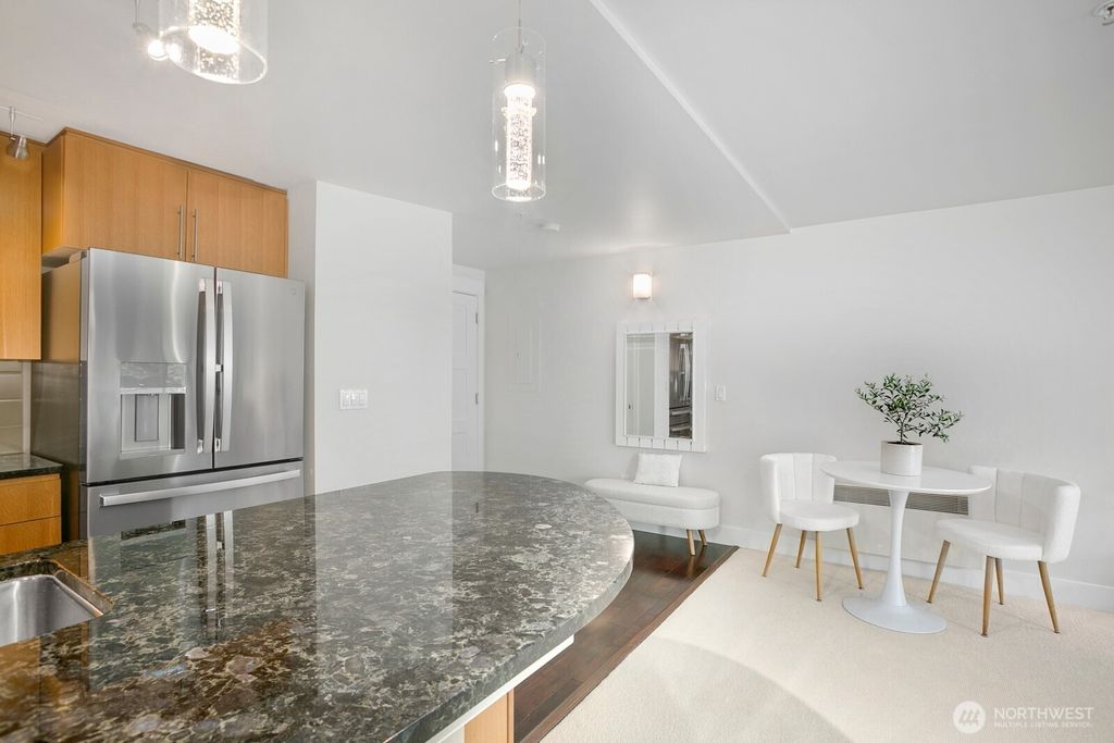 Photo of 511 100th Avenue NE #111, Bellevue, WA 98004 (MLS # 2439312)