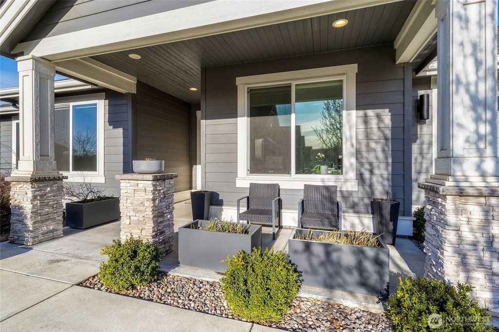 Photo of 372 Chardonnay Court, Walla Walla, WA 99362 (MLS # 2491070)