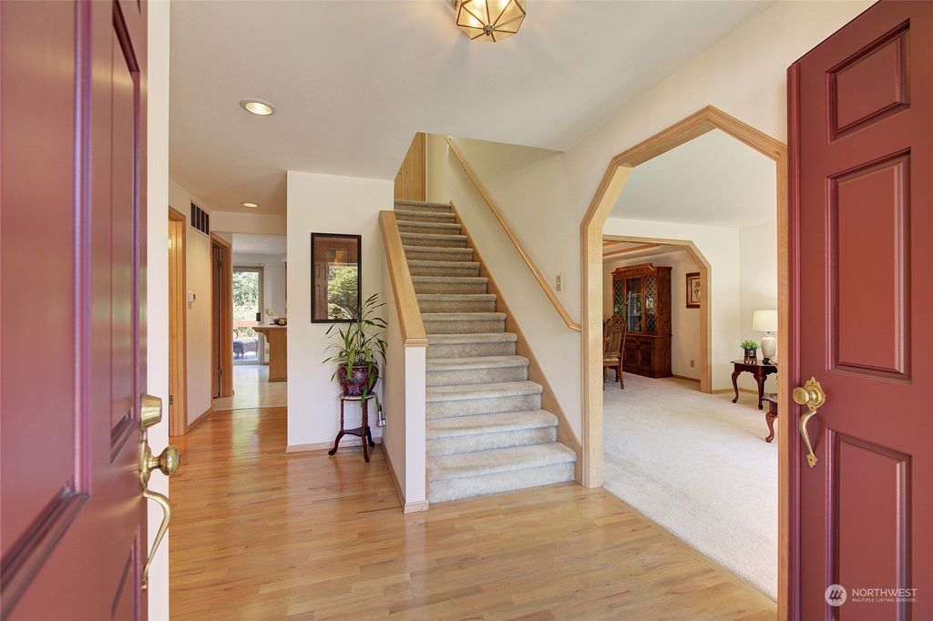 Photo of 16011 125th Place NE, Woodinville, WA 98072 (MLS # 2136713)