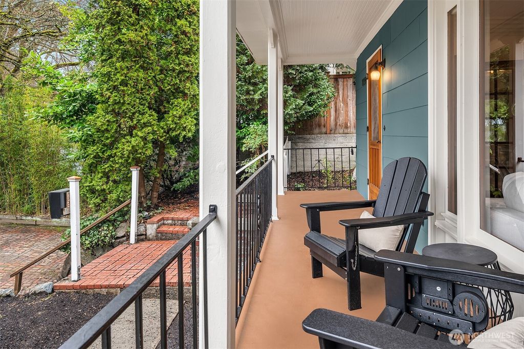 Photo of 113 NW 56th Street, Seattle, WA 98107 (MLS # 2340631)