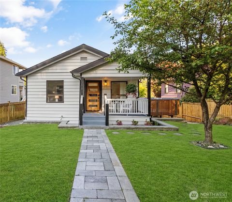 Photo of 5216 40th Avenue SW, Seattle, WA 98136 (MLS # 2528118)
