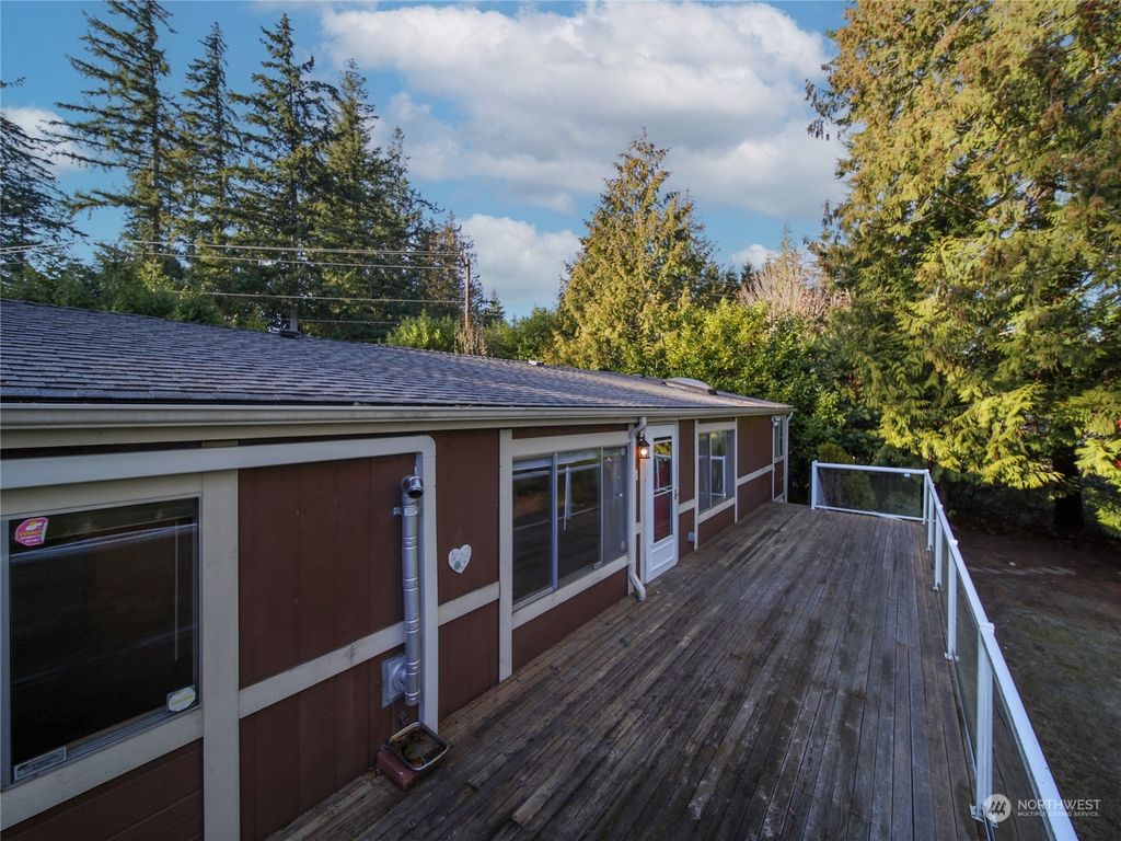Photo of 2416 Lakewood Road, Arlington, WA 98223 (MLS # 2016600)