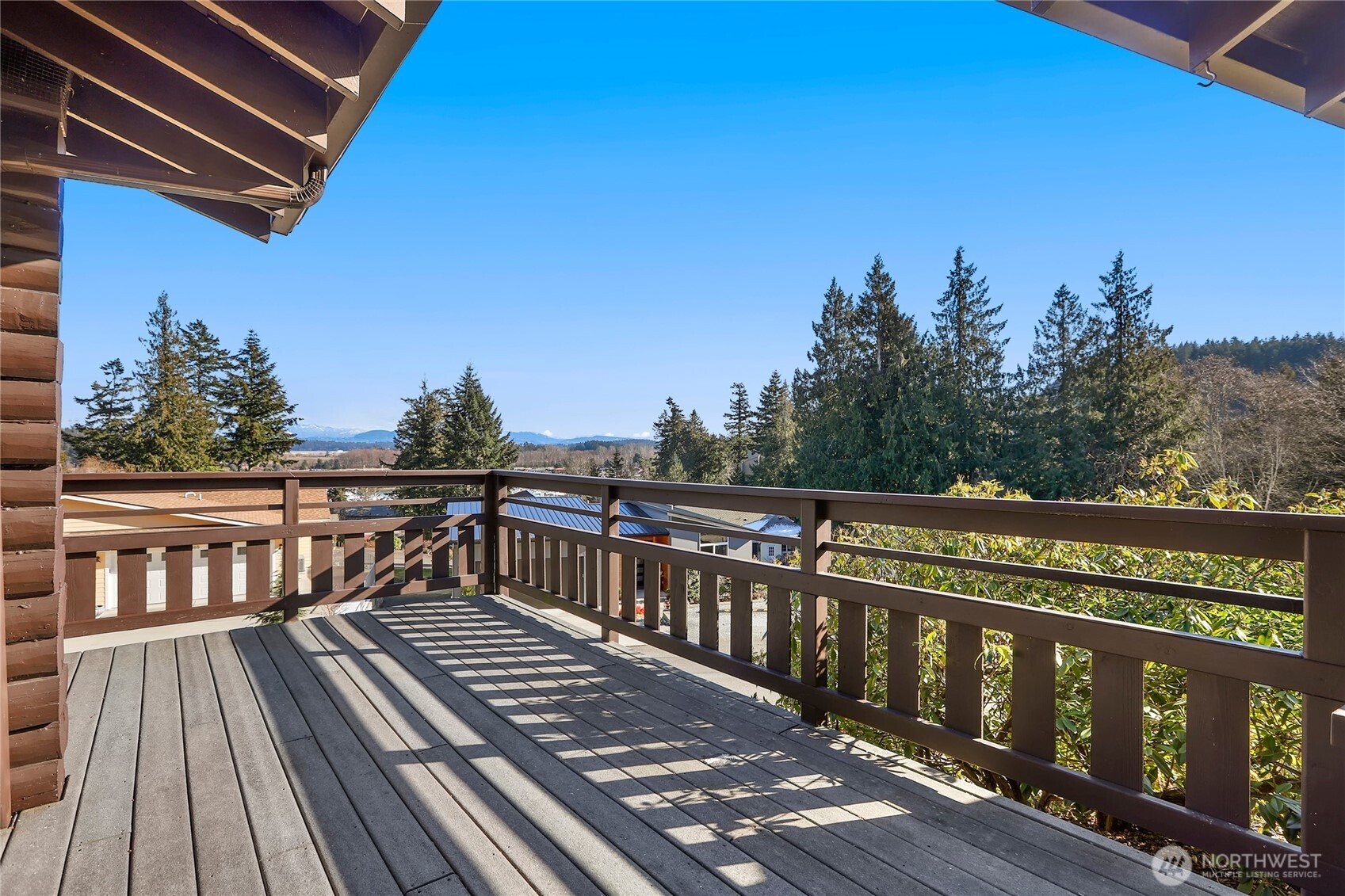 458 Klickitat Drive