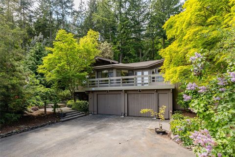 887 Shoshone Drive La Conner WA 98257