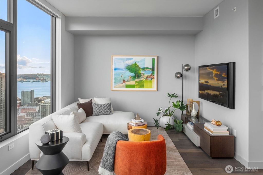 Photo of 2510 6th Avenue #3803, Seattle, WA 98121 (MLS # 2519818)