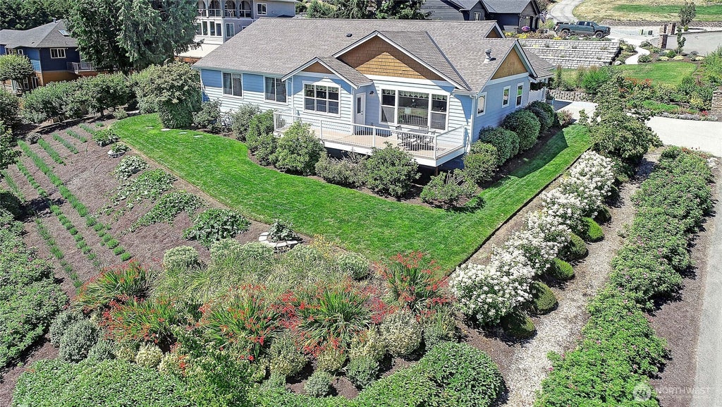 Photo of 28 Zurich Court, Camano Island, WA 98282 (MLS # 2555941)