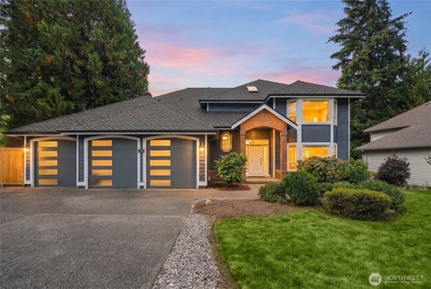 Photo of 1803 229th Avenue NE, Sammamish, WA 98074 (MLS # 2586468)