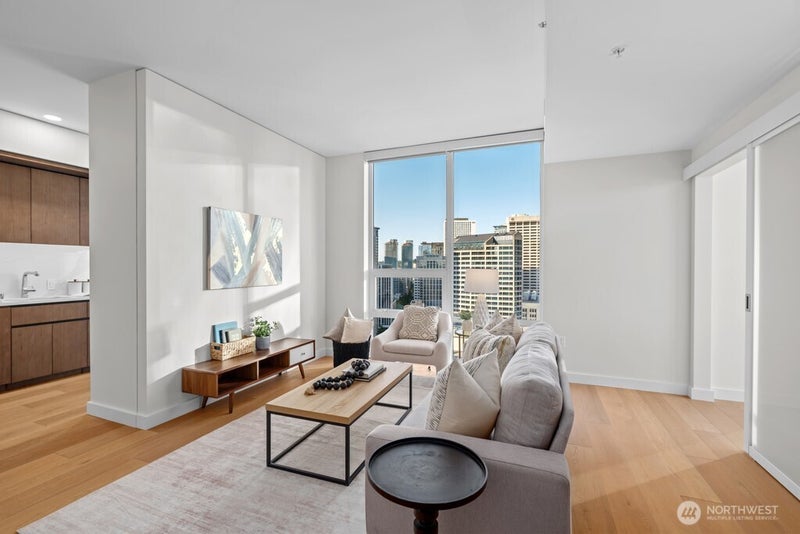 121 Stewart Street 2202