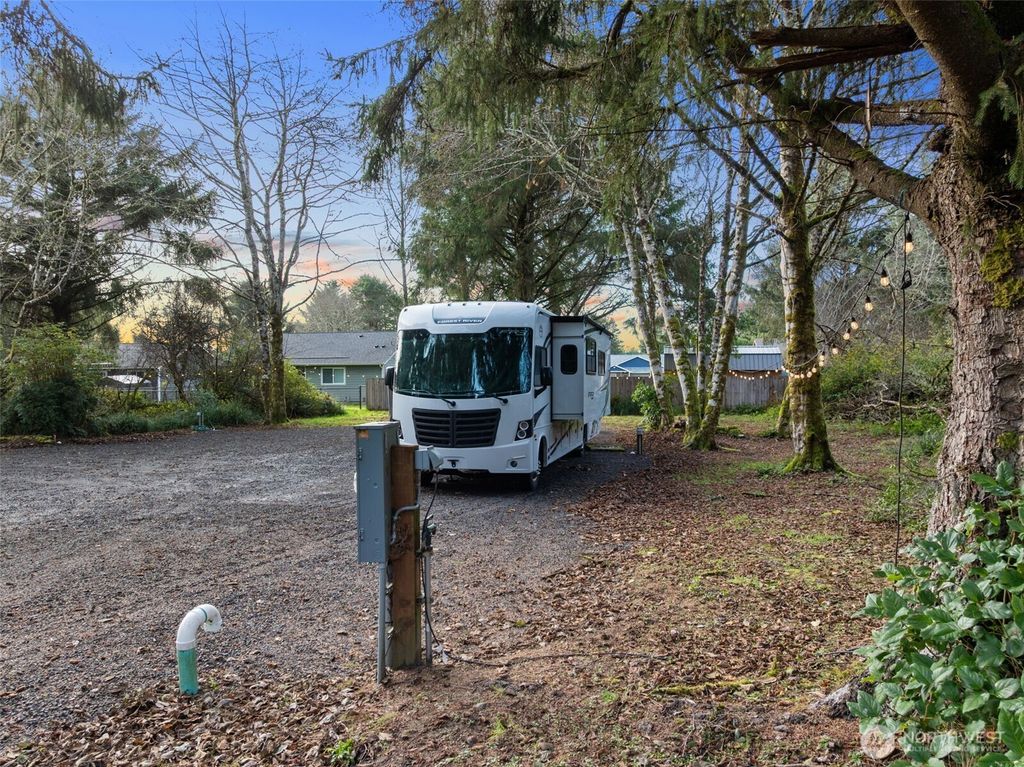 Photo of 337 Mast Ave NW Ave, Ocean Shores, WA 98569 (MLS # 2461033)