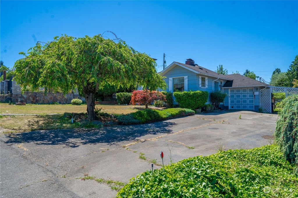 Photo of 10809 Cornell Avenue S, Seattle, WA 98178 (MLS # 2262636)