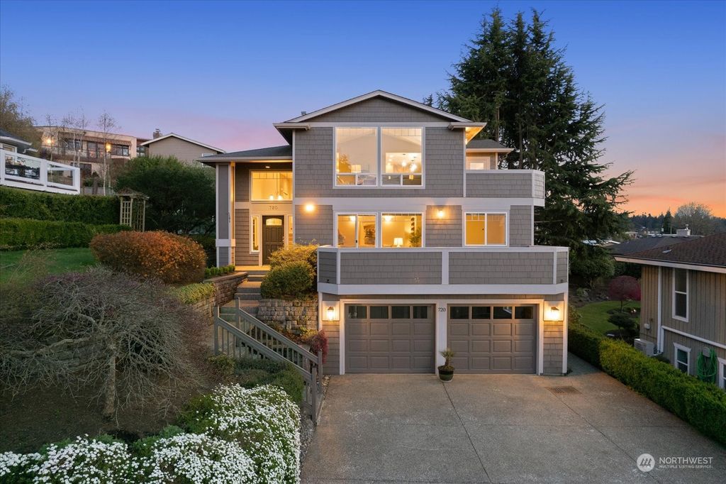 Photo of 720 Maple Street, Edmonds, WA 98020 (MLS # 2054681)