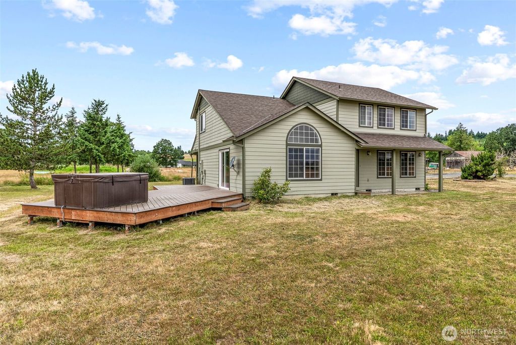 Photo of 187 McClure Rd, Winlock, WA 98596 (MLS # 2498724)