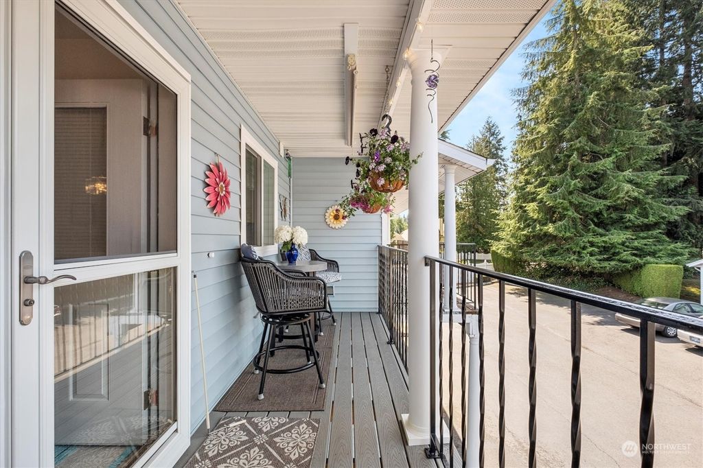 listing image 9362352032261198358