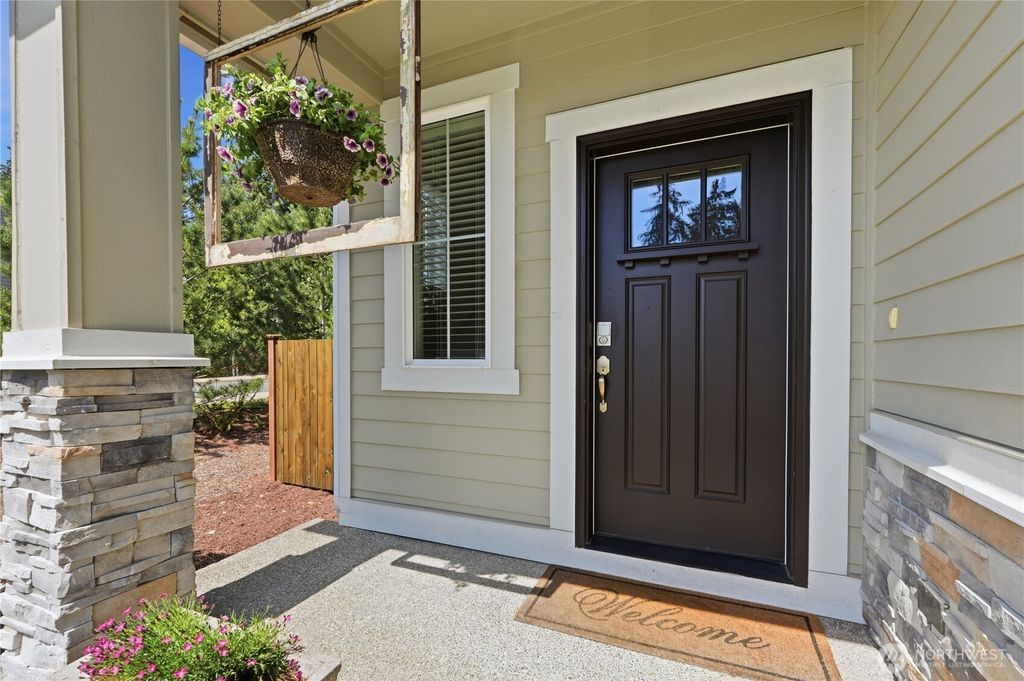 Photo of 4991 Admiral Street, Gig Harbor, WA 98332 (MLS # 2518133)
