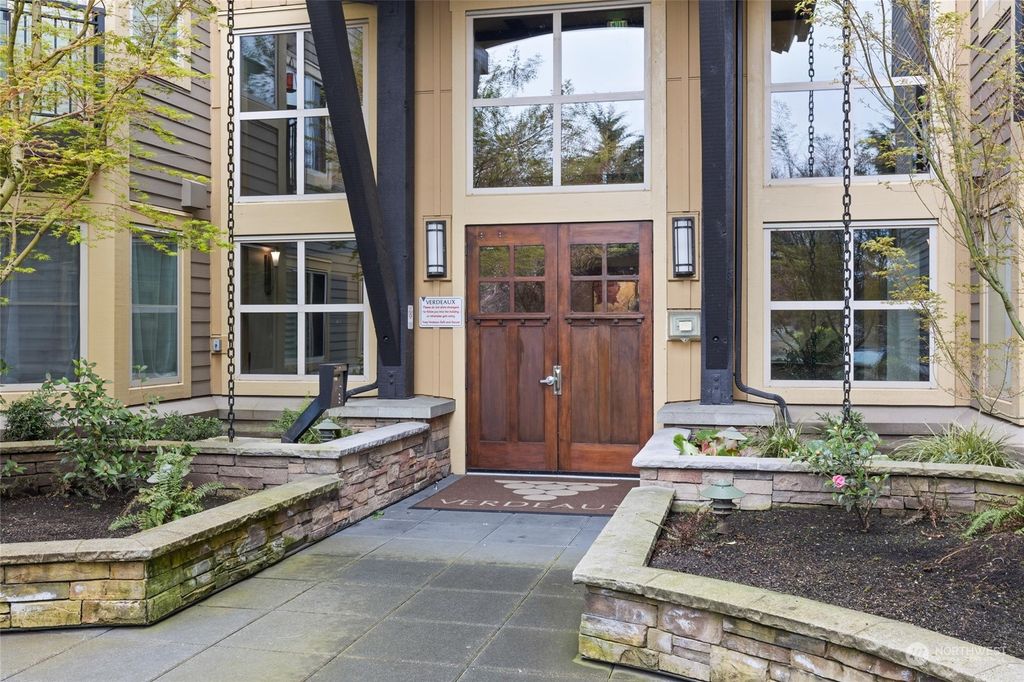 Photo of 15730 116th Avenue NE #110, Bothell, WA 98011 (MLS # 2058830)